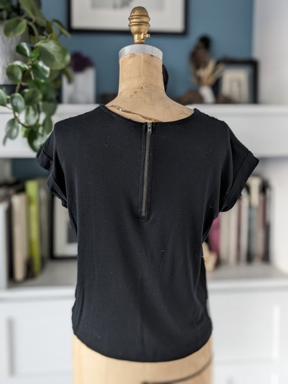 Buffalo Embellished Top with Mesh Panels and beading size small - Picture 3 of 8
